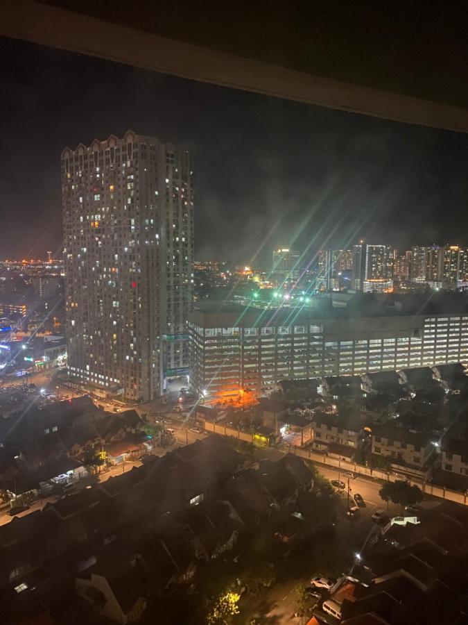 6 Pax 1 Bedroom Near Usm Spice Arena Pantai Specialist Airport Bayan Lepas Exterior photo